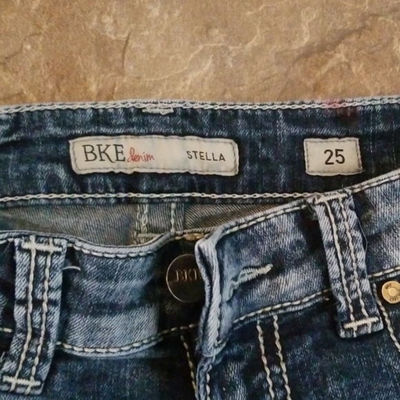 BKE capris - Picture 3 of 4